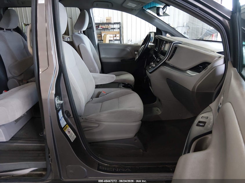 2016 Toyota Sienna VIN 5TDJK3DCXGS143887 IAAI salvage auction — REAR END, Salvage (Iowa), sold $1,050 on 2026-07-28 (photo 5)