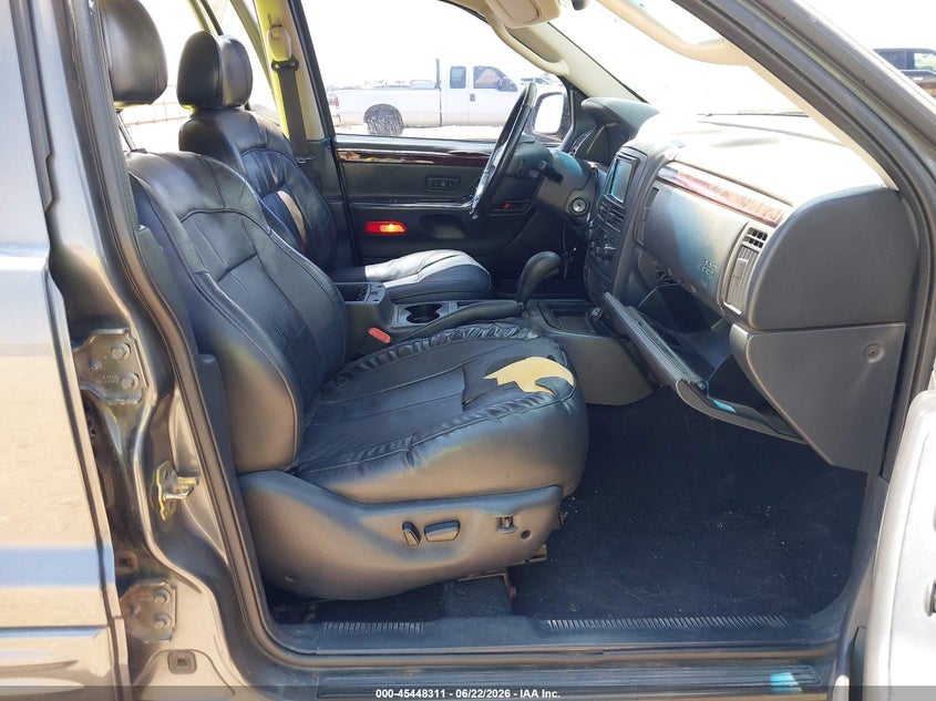 2002 Jeep Grand cherokee VIN 1J4GW58N22C111669 IAAI salvage auction — SIDE, Salvage (Texas), sold $450 on 2026-07-26 (photo 5)
