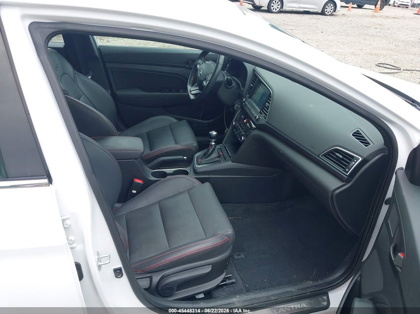 2017 Hyundai Elantra VIN KMHD04LB8HU325937 IAAI salvage auction — FRONT END, Salvage (Ohio), sold $4,200 on 2026-07-14 (photo 5)