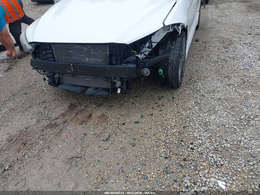 2017 Hyundai Elantra VIN KMHD04LB8HU325937 IAAI salvage auction — FRONT END, Salvage (Ohio), sold $4,200 on 2026-07-14 (photo 6)