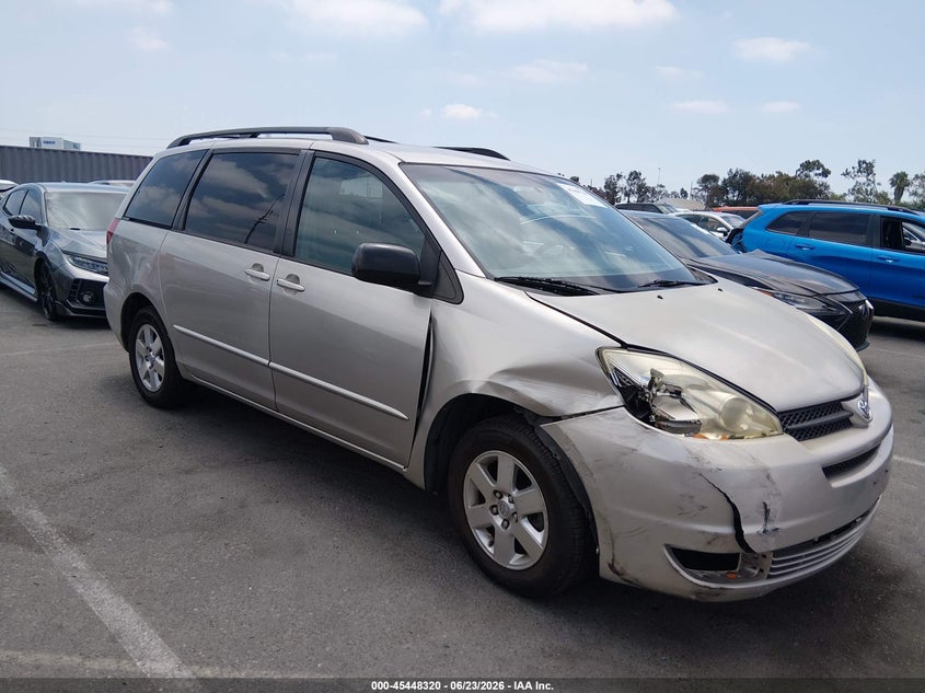 2005 Toyota Sienna VIN 5TDZA23C95S250573 IAAI salvage auction — RIGHT FRONT, Salvage (California), sold $925 on 2026-07-16 (photo 1)