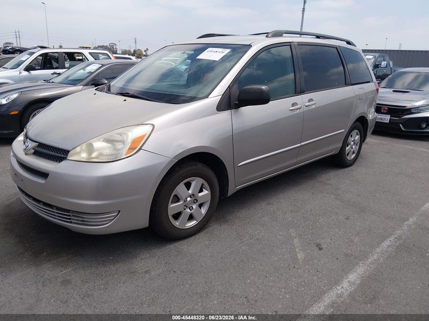 2005 Toyota Sienna VIN 5TDZA23C95S250573 IAAI salvage auction — RIGHT FRONT, Salvage (California), sold $925 on 2026-07-16 (photo 2)