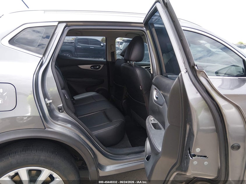 2020 Nissan Rogue VIN JN1BJ1CV9LW544486 IAAI salvage auction — LEFT FRONT, Salvage Title, sold $4,550 on 2026-07-28 (photo 8)