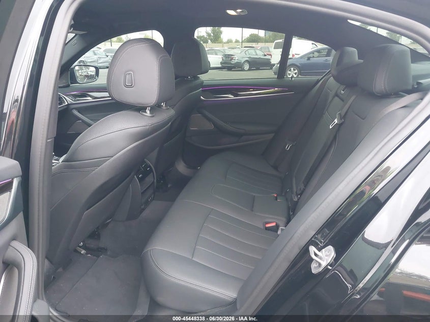 2022 BMW 5er VIN WBA13AG00NCK12102 IAAI salvage auction — REAR END, Salvage Title, sold $22,300 on 2026-07-13 (photo 8)