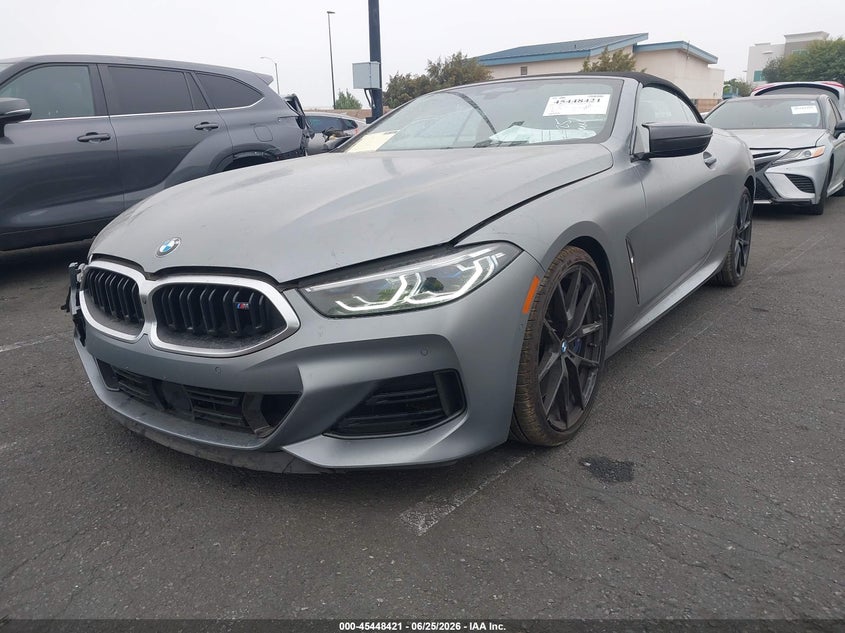 2023 BMW 8er VIN WBAFY4C00PCM11345 IAAI salvage auction — RIGHT FRONT, Salvage Title, sold $23,025 on 2026-07-17 (photo 2)