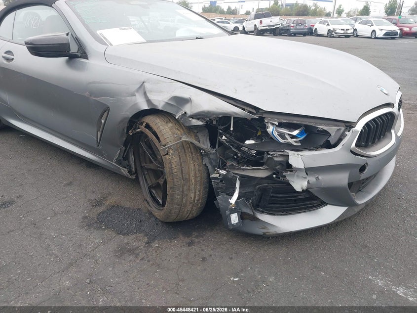 2023 BMW 8er VIN WBAFY4C00PCM11345 IAAI salvage auction — RIGHT FRONT, Salvage Title, sold $23,025 on 2026-07-17 (photo 6)