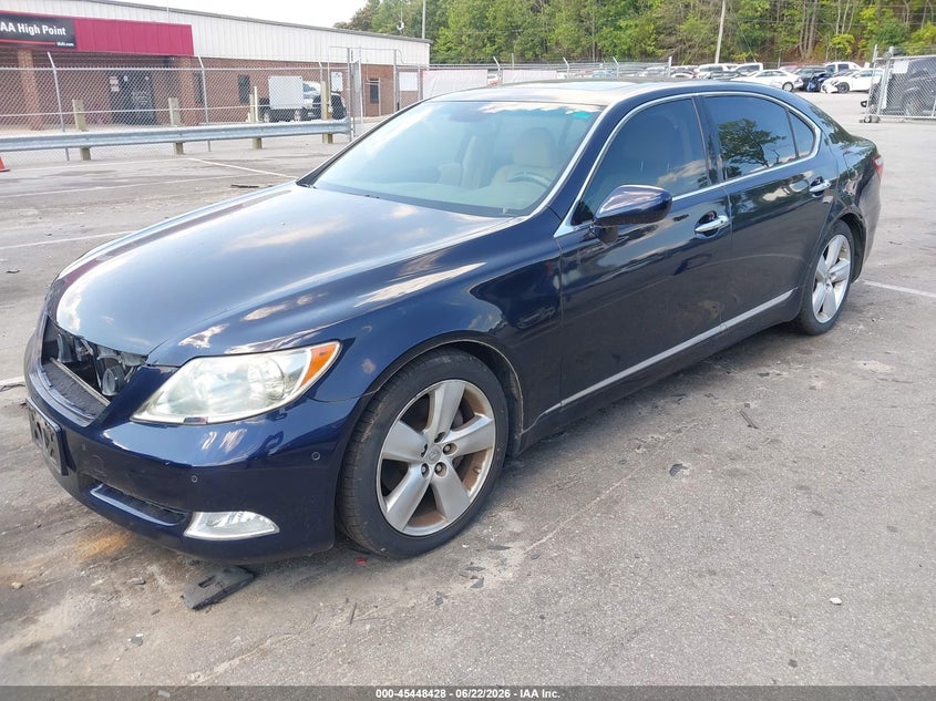 2008 Lexus Ls 460 VIN JTHGL46FX85028118 IAAI salvage auction — NORMAL WEAR, Clear (North Carolina), sold $2,200 on 2026-07-09 (photo 2)
