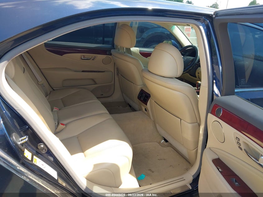 2008 Lexus Ls 460 VIN JTHGL46FX85028118 IAAI salvage auction — NORMAL WEAR, Clear (North Carolina), sold $2,200 on 2026-07-09 (photo 8)