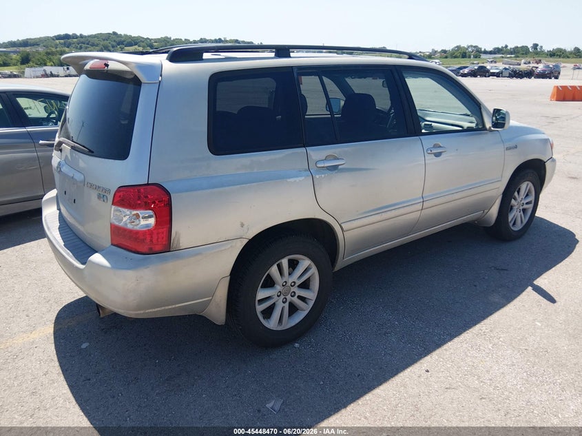 2007 Toyota Highlander hybrid VIN JTEHW21A870038537 IAAI salvage auction — NORMAL WEAR, Clear (Missouri), sold $600 on 2026-07-09 (photo 4)