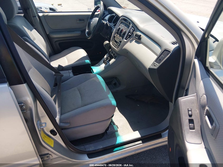 2007 Toyota Highlander hybrid VIN JTEHW21A870038537 IAAI salvage auction — NORMAL WEAR, Clear (Missouri), sold $600 on 2026-07-09 (photo 5)