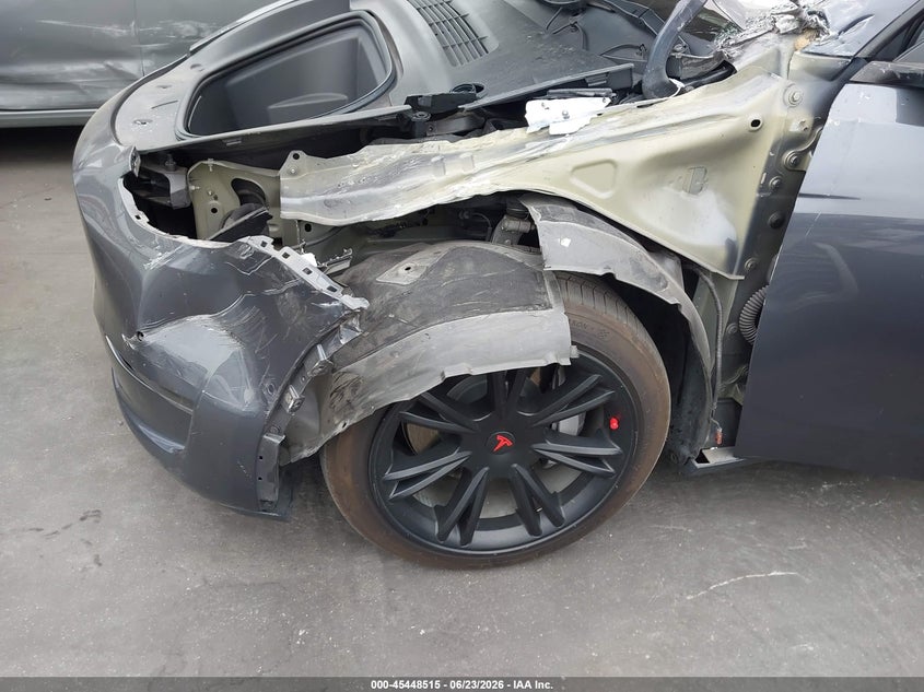 2022 Tesla Model y VIN 7SAYGDEE9NA020010 IAAI salvage auction — LEFT FRONT, Salvage Certificate (California), sold $9,700 on 2026-07-08 (photo 6)