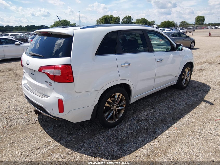 2014 Kia Sorento VIN 5XYKWDA77EG466486 IAAI salvage auction — NORMAL WEAR, Clear (Illinois), sold $1,050 on 2026-07-08 (photo 4)
