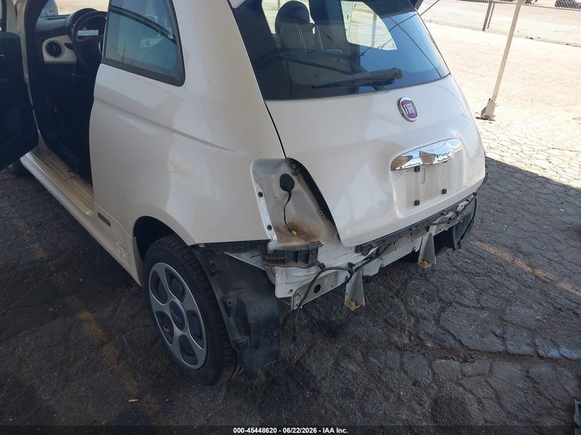 2016 Fiat VIN 3C3CFFGE5GT120829 IAAI salvage auction — REAR END, Salvage (California), sold $750 on 2026-07-11 (photo 6)