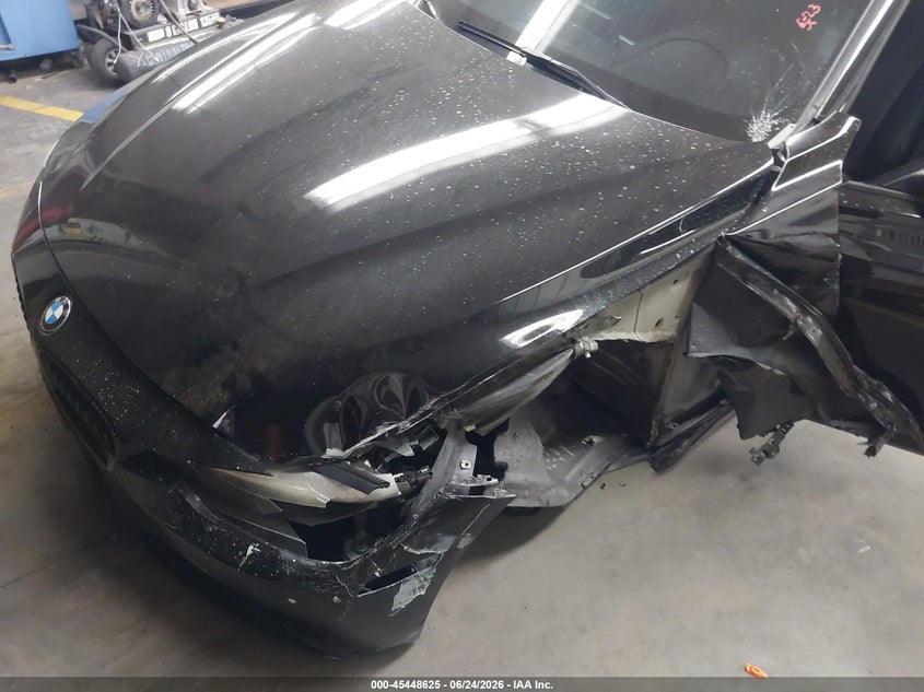 2015 BMW 3er VIN WBA3B5G50FNS19328 IAAI salvage auction — FRONT END, Salvage Title, sold $1,100 on 2026-08-18 (photo 6)
