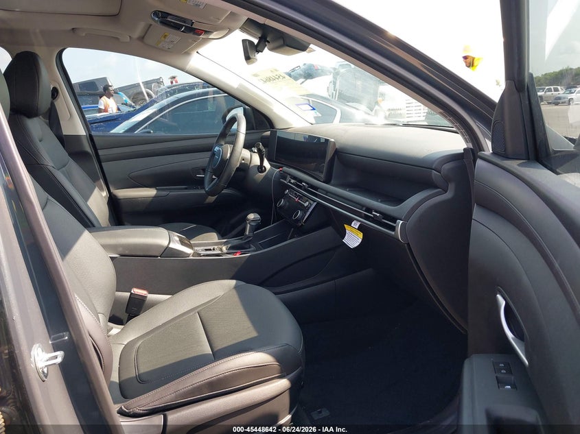 2025 Hyundai Tucson VIN 5NMJC3DE7SH592244 IAAI salvage auction — REAR END, Salvage Title, sold $11,300 on 2026-09-02 (photo 5)