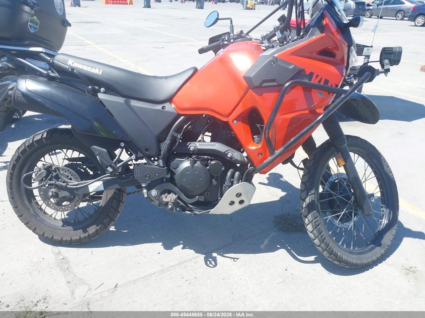 2022 Kawasaki Klr 650 VIN ML5KLEJ15NDA07530 IAAI salvage auction — MECHANICAL, Salvage Title, sold $25 on 2026-07-29 (photo 8)