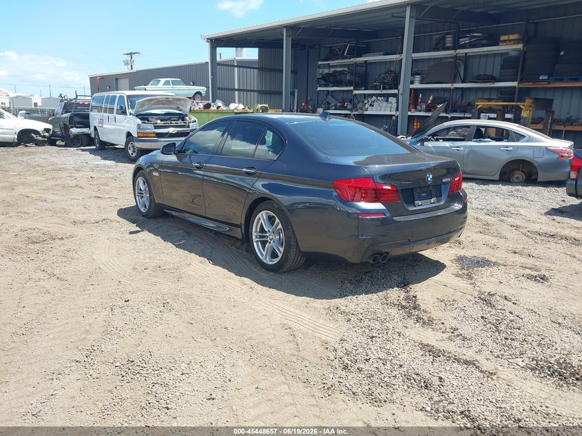 2015 BMW 5er VIN WBA5A5C50FD517207 IAAI salvage auction — RIGHT FRONT, Salvage (Hawaii), sold $3,300 on 2026-08-04 (photo 3)