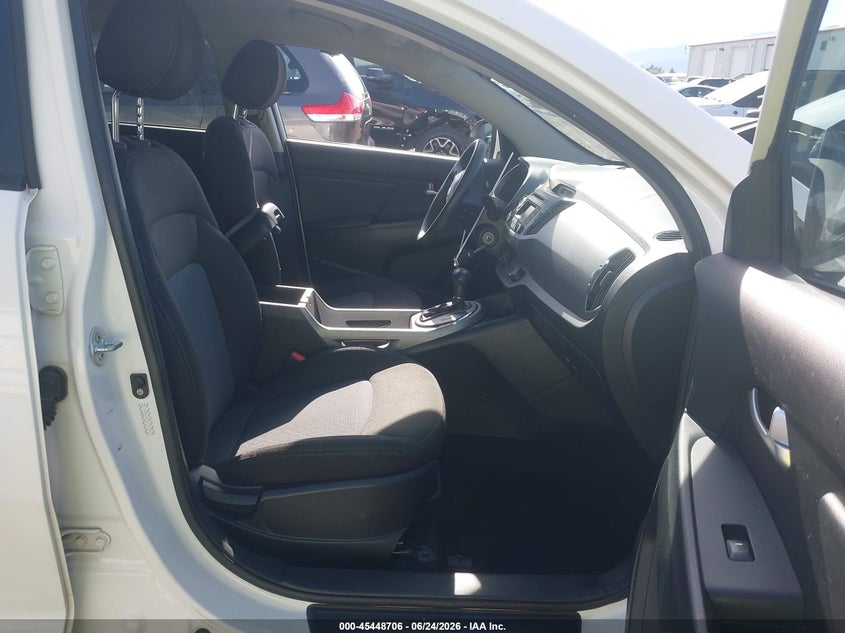 2015 Kia Sportage VIN KNDPBCACXF7703141 IAAI salvage auction — LEFT FRONT, Salvage Title, sold $1,400 on 2026-07-14 (photo 5)