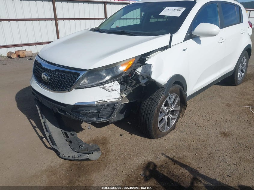 2015 Kia Sportage VIN KNDPBCACXF7703141 IAAI salvage auction — LEFT FRONT, Salvage Title, sold $1,400 on 2026-07-14 (photo 6)