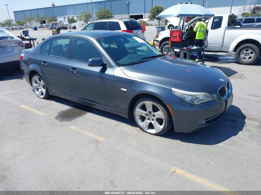 2008 BMW 5 series VIN WBANV93508CZ67217 IAAI salvage auction — NORMAL WEAR, Clear (Florida), sold $25 on 2026-07-27 (photo 1)