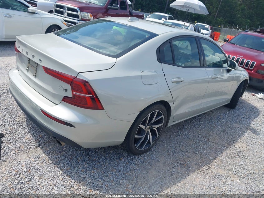 2019 Volvo S60 VIN 7JRA22TK3KG006698 IAAI salvage auction — WATER/FLOOD, Salvage Title, sold $2,500 on 2026-08-29 (photo 4)