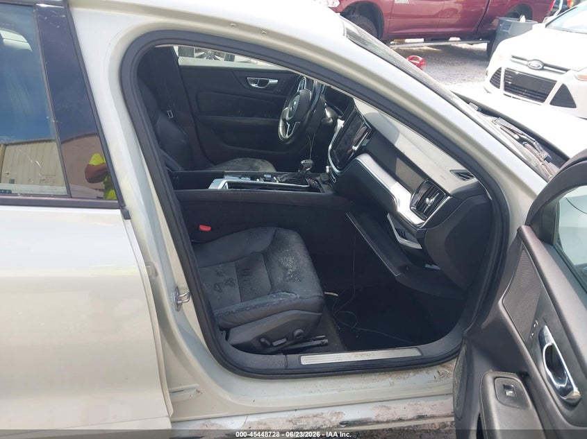 2019 Volvo S60 VIN 7JRA22TK3KG006698 IAAI salvage auction — WATER/FLOOD, Salvage Title, sold $2,500 on 2026-08-29 (photo 5)