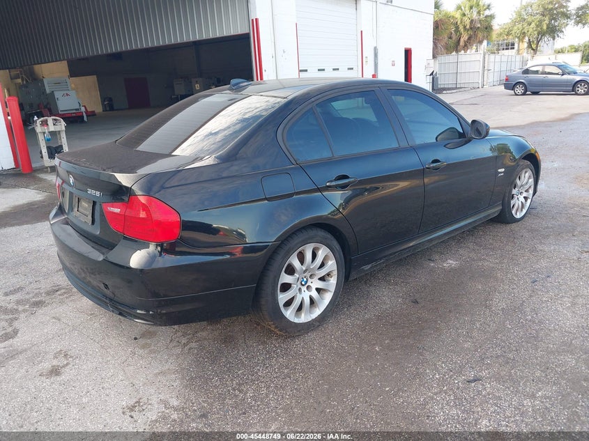 2011 BMW 3 series VIN WBAPK5C54BA658458 IAAI salvage auction — ENGINE DAMAGE, Clear (Florida), sold $275 on 2026-07-15 (photo 4)