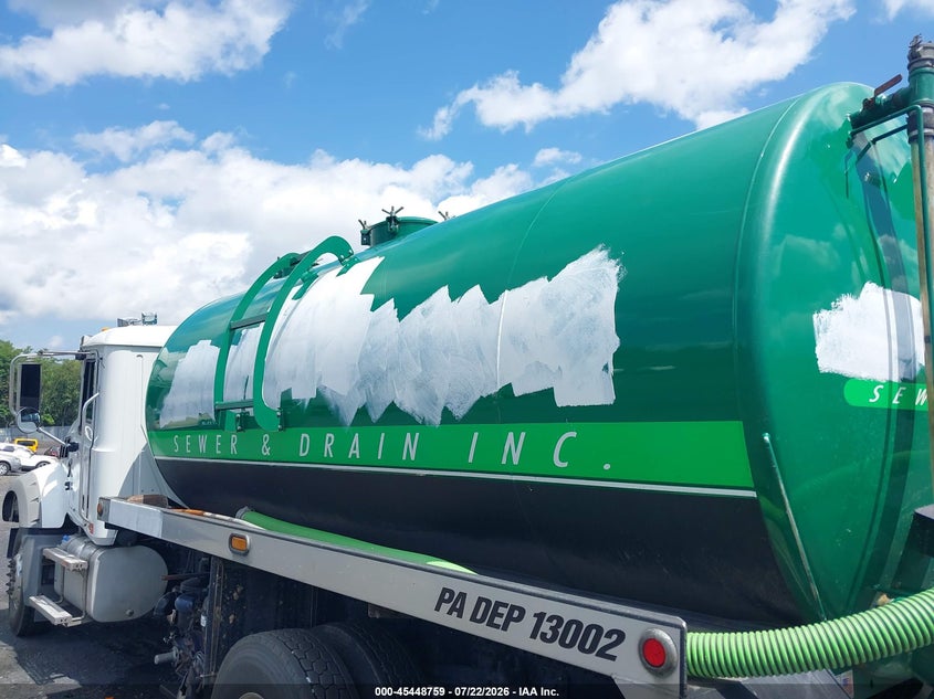 2019 Mack Granite VIN 1M2GR2GC4KM005094 IAAI salvage auction — ROLLOVER, Salvage (Pennsylvania), sold $11,000 on 2026-08-11 (photo 7)