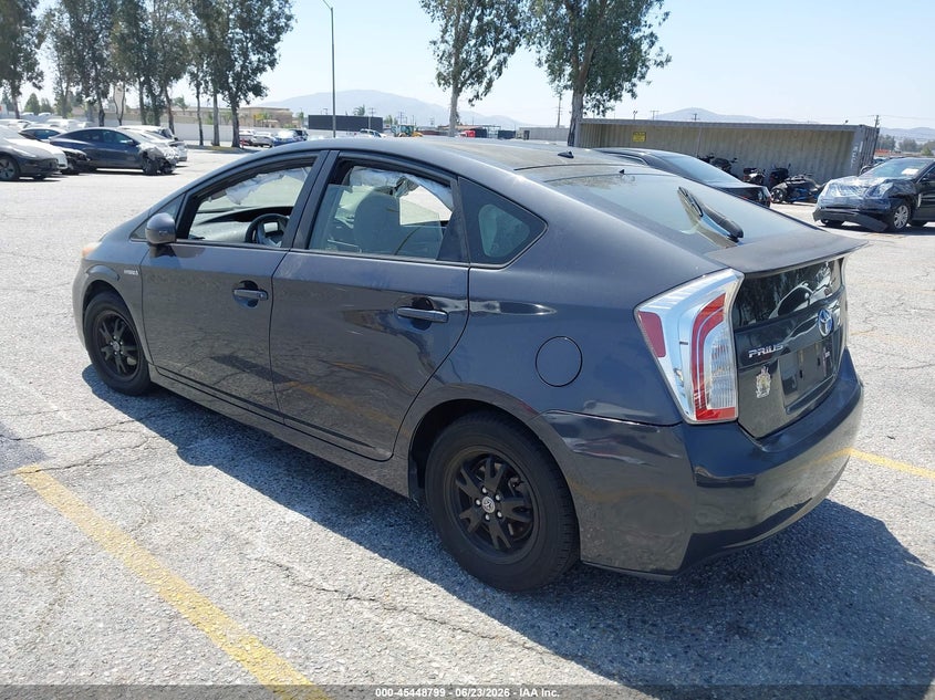 2014 Toyota Prius VIN JTDKN3DU7E1770593 IAAI salvage auction — SIDE, Non-Repairable (California), sold $1,525 on 2026-07-14 (photo 3)