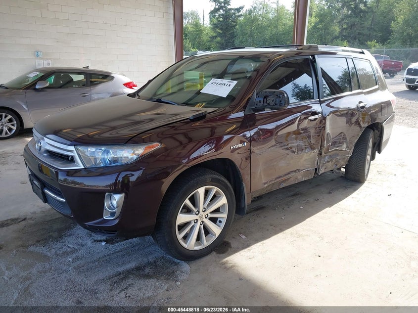 2013 Toyota Highlander VIN JTEDC3EH6D2015777 IAAI salvage auction — SIDE, Salvage Title, sold $1,050 on 2026-07-29 (photo 2)