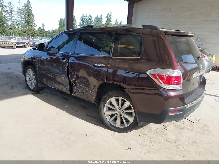 2013 Toyota Highlander VIN JTEDC3EH6D2015777 IAAI salvage auction — SIDE, Salvage Title, sold $1,050 on 2026-07-29 (photo 3)