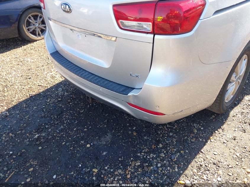 2016 Kia SEDONA VIN KNDMB5C17G6163197 IAAI salvage auction — NORMAL WEAR, Clear (Florida), sold $1,150 on 2026-07-21 (photo 6)