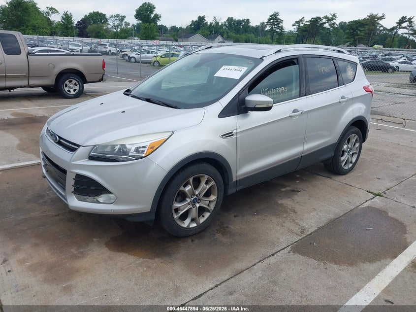 2014 Ford Escape VIN 1FMCU0JX4EUE37539 IAAI salvage auction — FRONT END, Clear (Indiana), sold $725 on 2026-07-11 (photo 2)