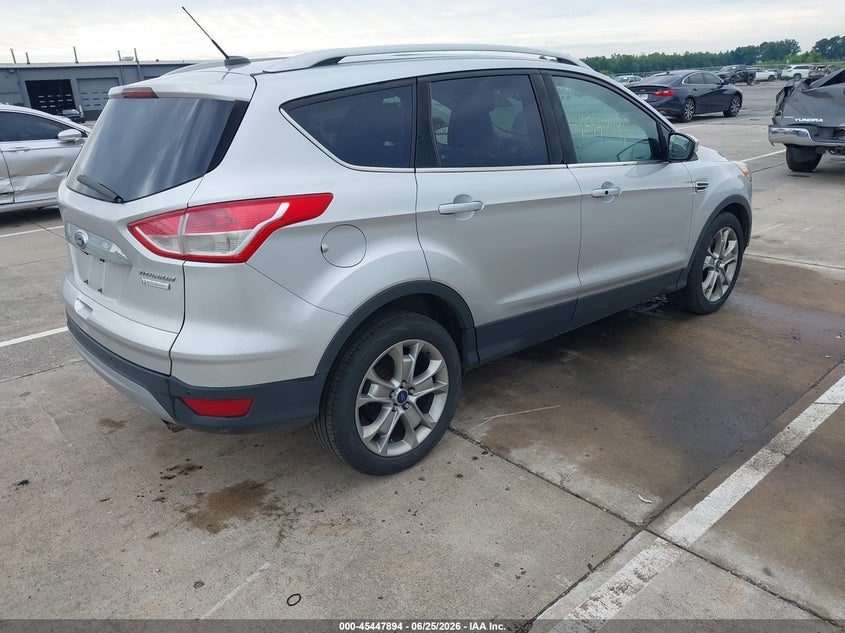 2014 Ford Escape VIN 1FMCU0JX4EUE37539 IAAI salvage auction — FRONT END, Clear (Indiana), sold $725 on 2026-07-11 (photo 4)