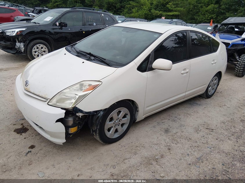 2005 Toyota Prius VIN JTDKB20U953079353 IAAI salvage auction — NORMAL WEAR, Clear (Wisconsin), sold $300 on 2026-07-29 (photo 2)