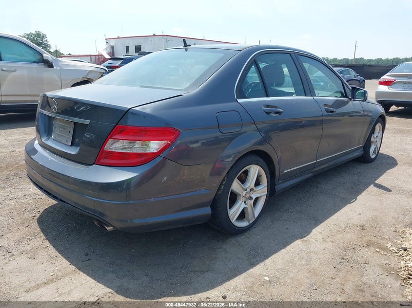 2011 Mercedes-benz C class VIN WDDGF5EB9BA508779 IAAI salvage auction — NORMAL WEAR, Clear (Maryland), sold $600 on 2026-07-08 (photo 4)