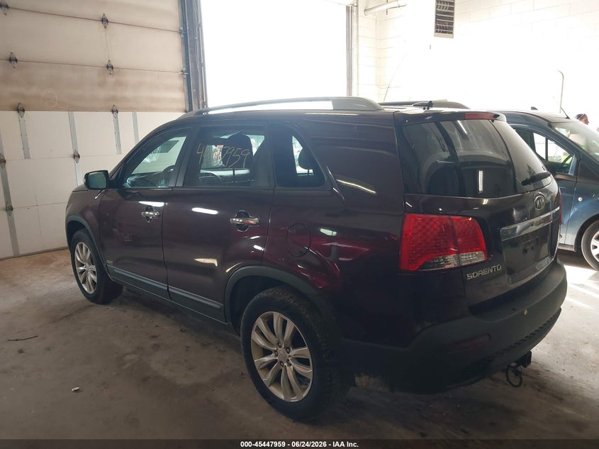 2011 Kia Sorento VIN 5XYKTDA2XBG177806 IAAI salvage auction — NORMAL WEAR, Clear (Wisconsin), sold $1,000 on 2026-07-29 (photo 3)