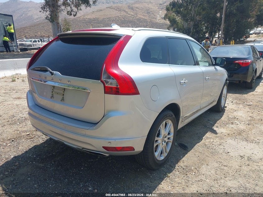 2014 Volvo Xc60 VIN YV4940DL8E2516518 IAAI salvage auction — RIGHT FRONT, Salvage (California), sold $2,450 on 2026-07-14 (photo 4)