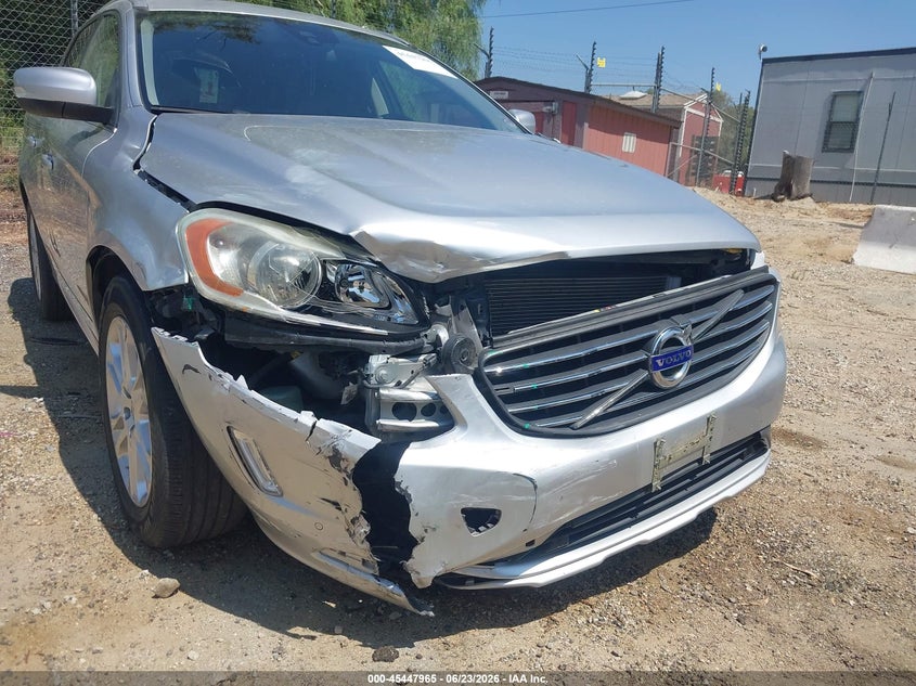 2014 Volvo Xc60 VIN YV4940DL8E2516518 IAAI salvage auction — RIGHT FRONT, Salvage (California), sold $2,450 on 2026-07-14 (photo 6)