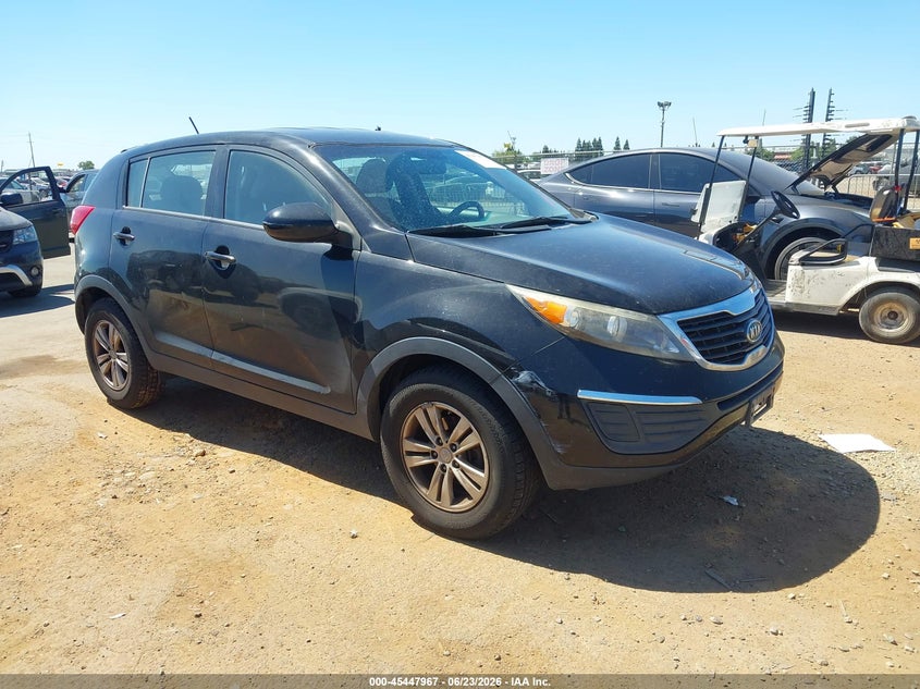 2011 Kia Sportage VIN KNDPB3A28B7013924 IAAI salvage auction — NORMAL WEAR, Clear - Dealer Only (California), sold $775 on 2026-07-08 (photo 1)