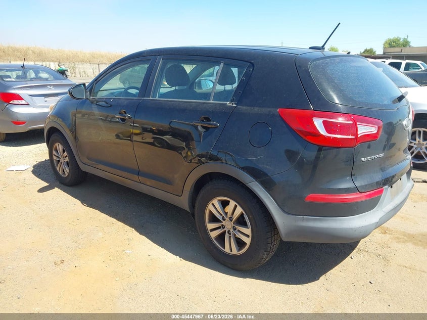 2011 Kia Sportage VIN KNDPB3A28B7013924 IAAI salvage auction — NORMAL WEAR, Clear - Dealer Only (California), sold $775 on 2026-07-08 (photo 3)