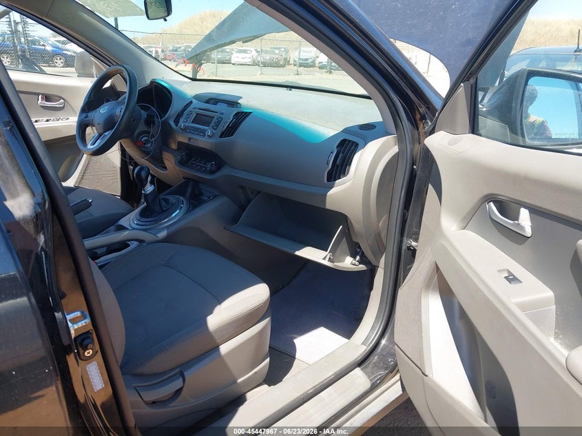 2011 Kia Sportage VIN KNDPB3A28B7013924 IAAI salvage auction — NORMAL WEAR, Clear - Dealer Only (California), sold $775 on 2026-07-08 (photo 5)