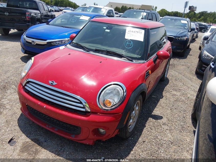2013 Mini Hard top VIN WMWSU3C58DT679054 IAAI salvage auction — SIDE, Clear (Oklahoma), sold $600 on 2026-08-30 (photo 2)