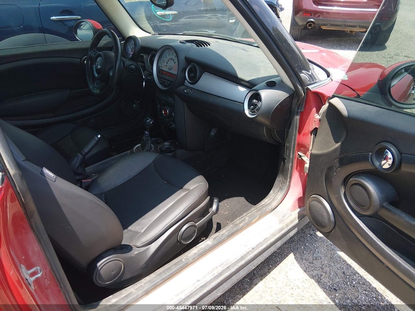2013 Mini Hard top VIN WMWSU3C58DT679054 IAAI salvage auction — SIDE, Clear (Oklahoma), sold $600 on 2026-08-30 (photo 5)