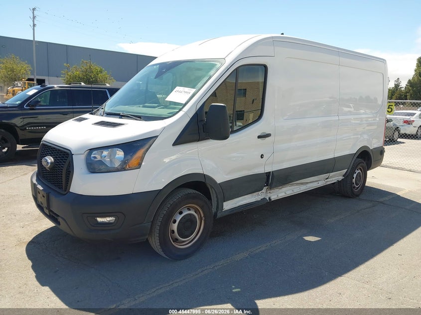 2024 Ford Transit VIN 1FTBR1C86RKA11382 IAAI salvage auction — LEFT SIDE, Salvage Title, sold $22,300 on 2026-08-17 (photo 2)