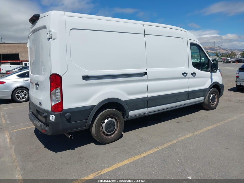 2024 Ford Transit VIN 1FTBR1C86RKA11382 IAAI salvage auction — LEFT SIDE, Salvage Title, sold $22,300 on 2026-08-17 (photo 4)