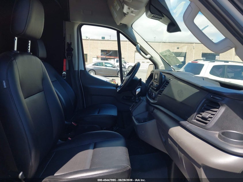 2024 Ford Transit VIN 1FTBR1C86RKA11382 IAAI salvage auction — LEFT SIDE, Salvage Title, sold $22,300 on 2026-08-17 (photo 5)