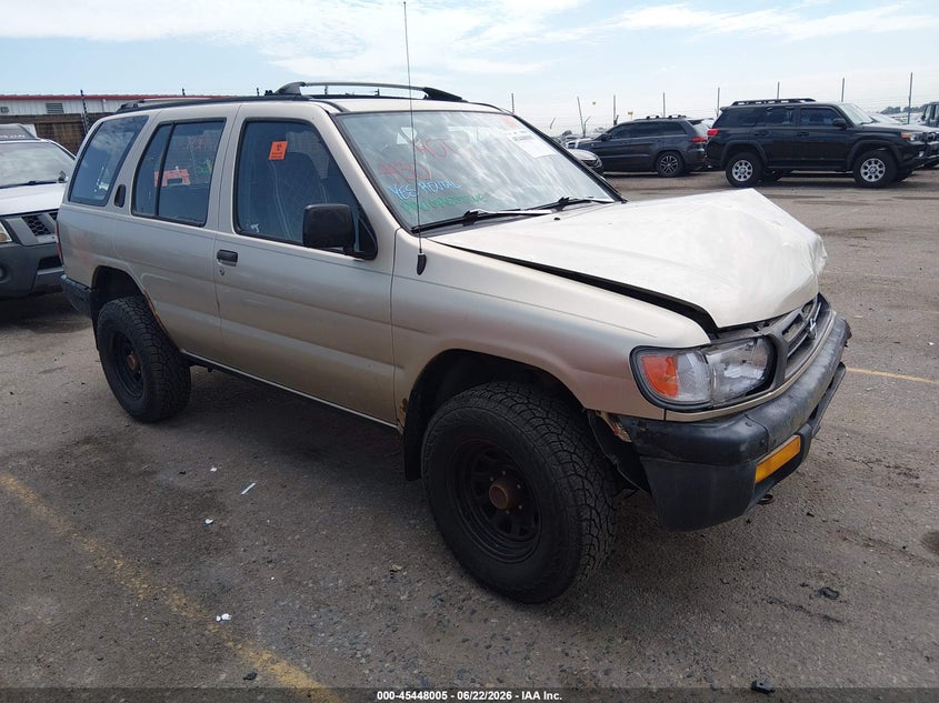 1997 Nissan Pathfinder VIN JN8AR05Y2VW153626 IAAI salvage auction — LEFT FRONT, Salvage (Colorado), sold $300 on 2026-08-01 (photo 1)