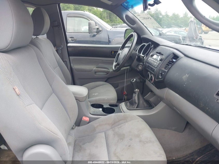 2009 Toyota Tacoma VIN 5TEUX42N09Z639361 IAAI salvage auction — FRAME DAMAGE, Clear (Massachusetts), sold $25 on 2026-07-24 (photo 5)
