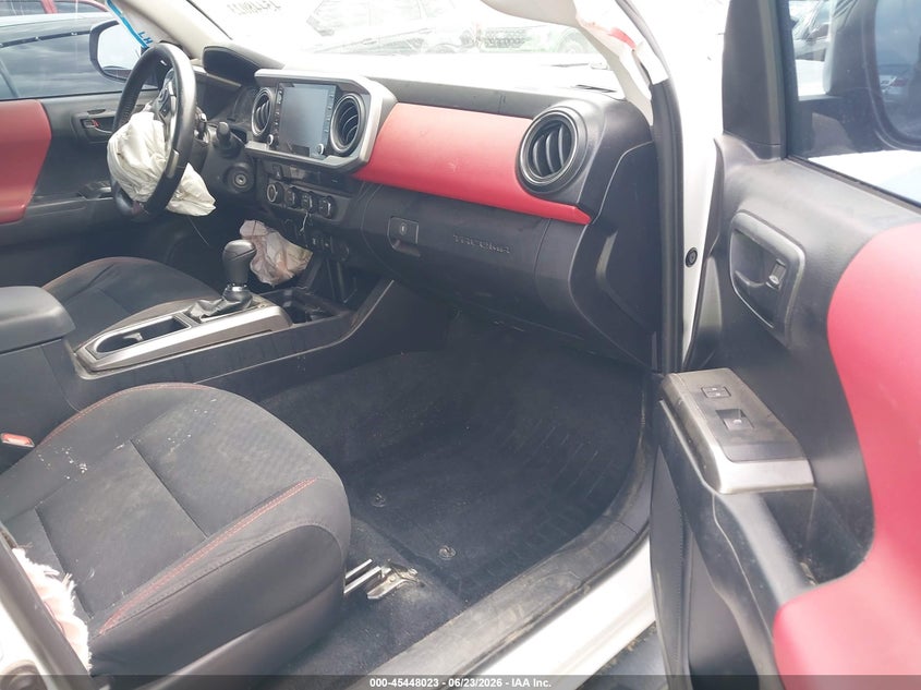 2021 Toyota Tacoma VIN 5TFDZ5BN7MX059492 IAAI salvage auction — FRONT END, Salvage (North Carolina), sold $8,300 on 2026-07-15 (photo 5)
